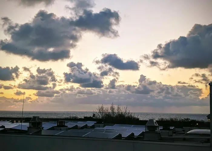 Casiola - Penthouse With Big Terrace And Sea View Остенде